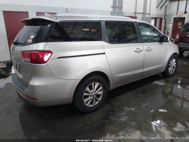 2017 KIA SEDONA LX 4