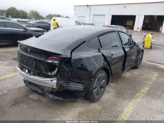 2021 TESLA MODEL 3 STANDARD RANGE PLUS REAR-WHEEL DRIVE 4