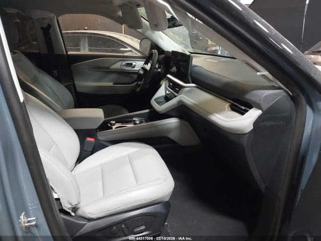 2026 FORD EXPLORER ACTIVE W/200A PKG 5