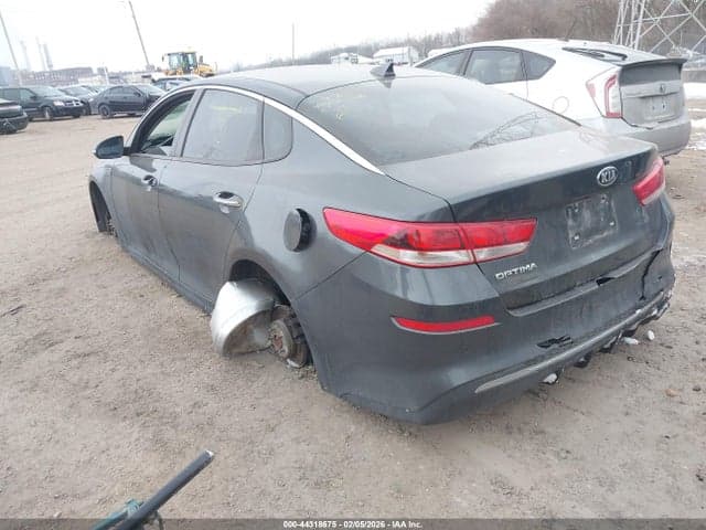 2019 KIA OPTIMA LX 3