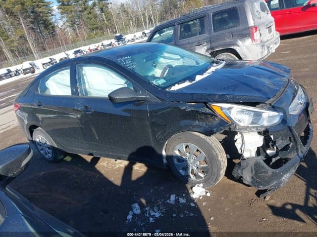 2017 HYUNDAI ACCENT SE 13