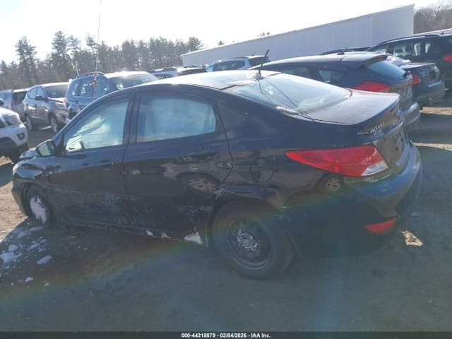 2017 HYUNDAI ACCENT SE 14