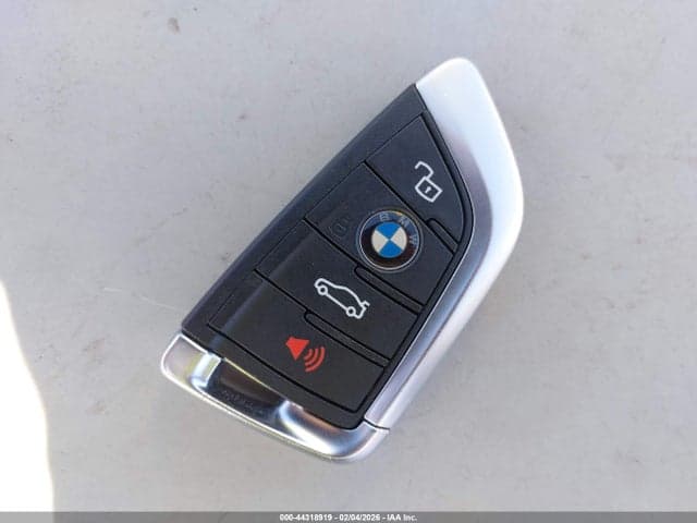 2025 BMW M3 COMPETITION 11