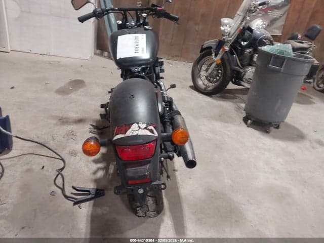 2023 HONDA VT750 C2B 6