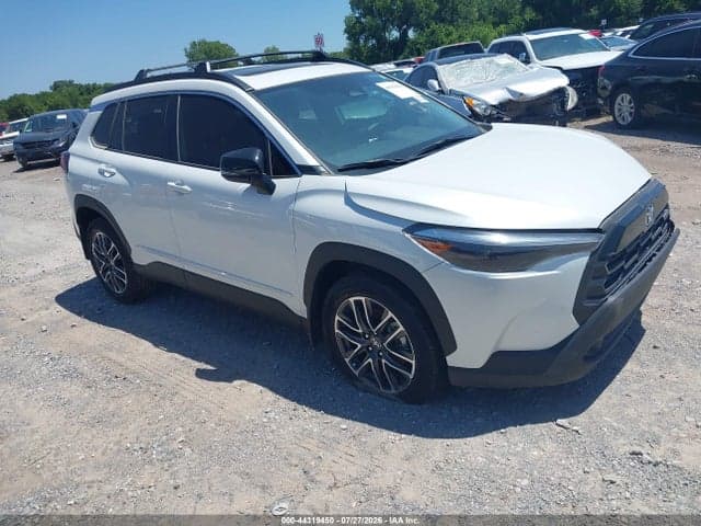 2026 TOYOTA COROLLA CROSS XLE 1
