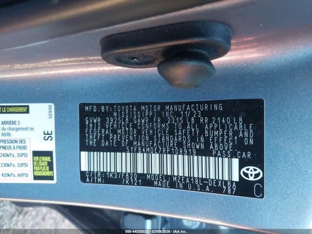 2024 TOYOTA COROLLA LE 9