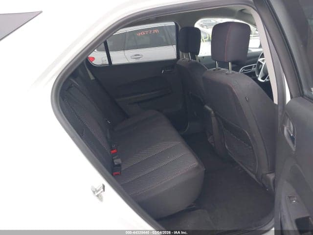 2017 CHEVROLET EQUINOX LT 8