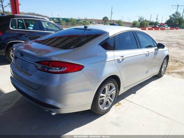 2018 FORD FUSION SE 4