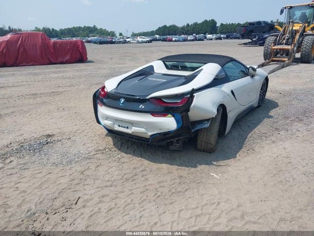 2019 BMW I8 4
