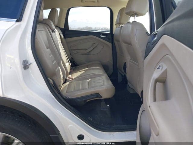 2017 FORD ESCAPE TITANIUM 8