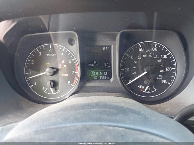 2017 NISSAN TITAN S 7