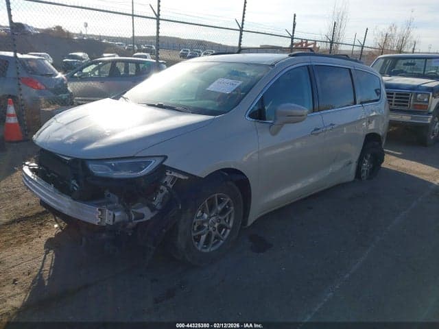 2021 CHRYSLER PACIFICA TOURING 2