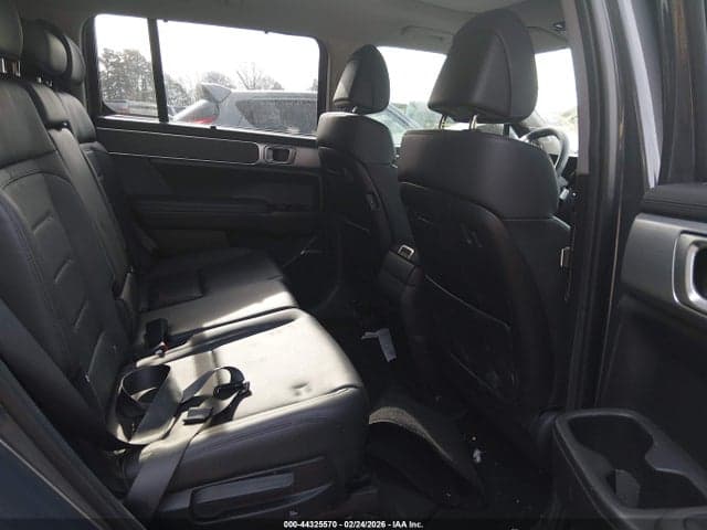 2025 HYUNDAI SANTA FE LIMITED 8