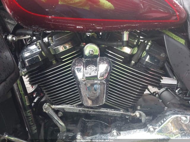 2023 HARLEY-DAVIDSON FLHTCUTGANV 9