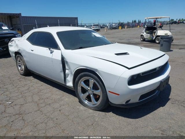 2019 DODGE CHALLENGER SXT 1