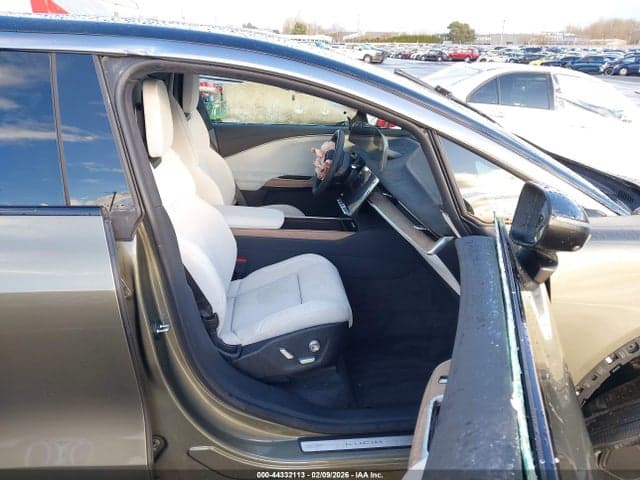2026 LUCID GRAVITY GRAND TOURING 5