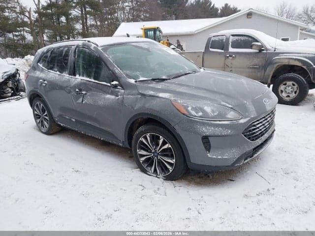2021 FORD ESCAPE SE 1