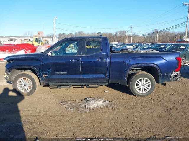 2022 TOYOTA TUNDRA SR5 14