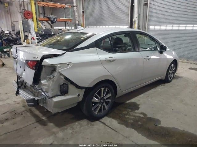 2021 NISSAN VERSA SV 4