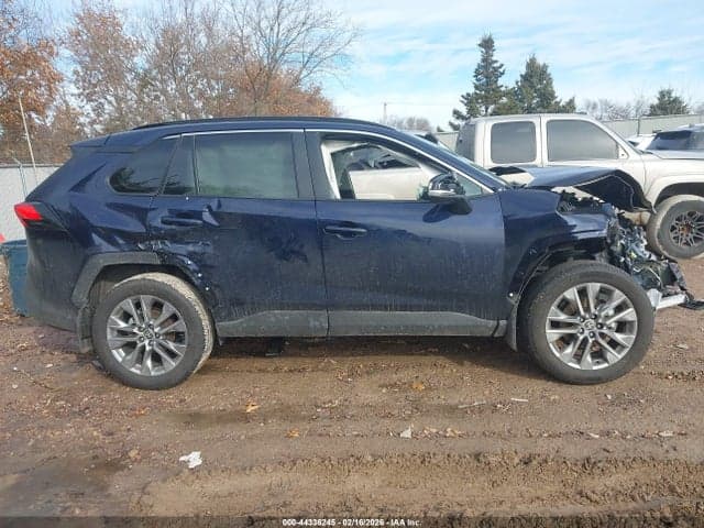 2024 TOYOTA RAV4 XLE PREMIUM 13