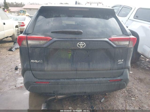 2024 TOYOTA RAV4 XLE PREMIUM 16
