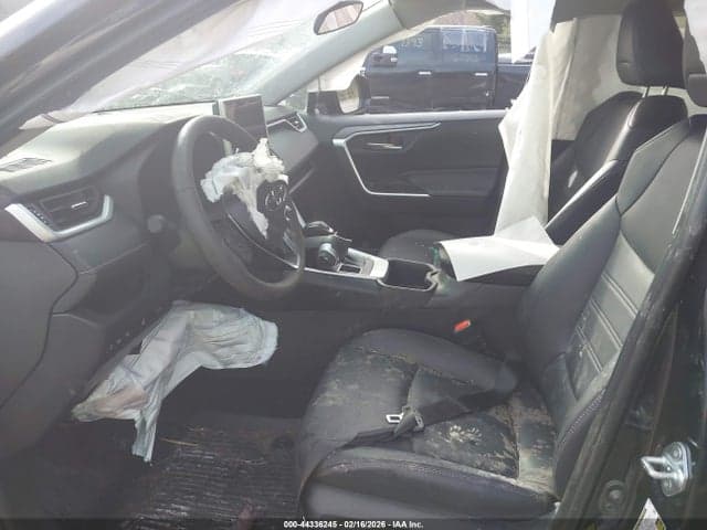 2024 TOYOTA RAV4 XLE PREMIUM 5