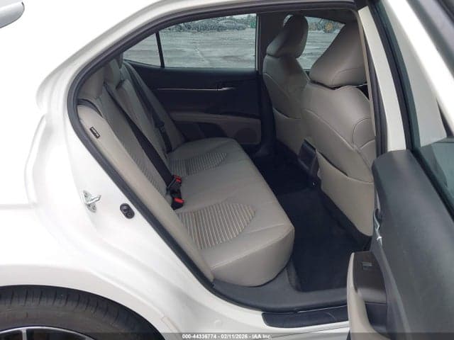 2022 TOYOTA CAMRY SE 8