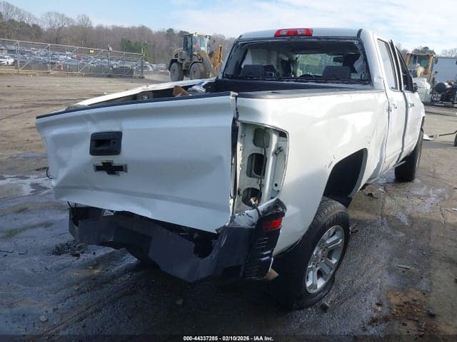 2018 CHEVROLET SILVERADO 1500 2LT 4
