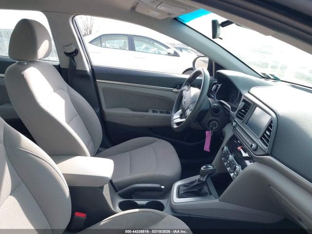 2020 HYUNDAI ELANTRA SEL 5