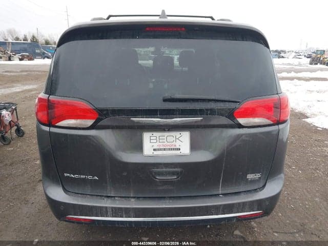 2017 CHRYSLER PACIFICA TOURING-L 16