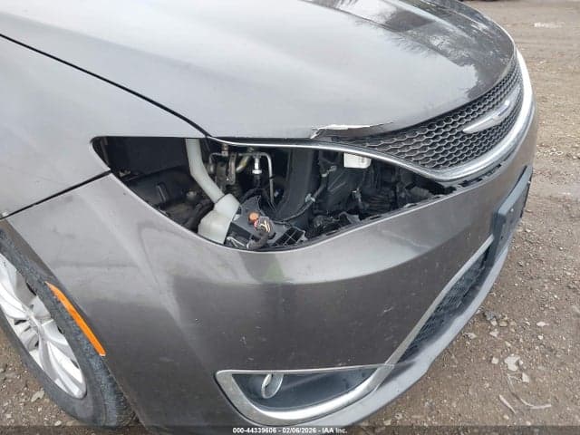 2017 CHRYSLER PACIFICA TOURING-L 6