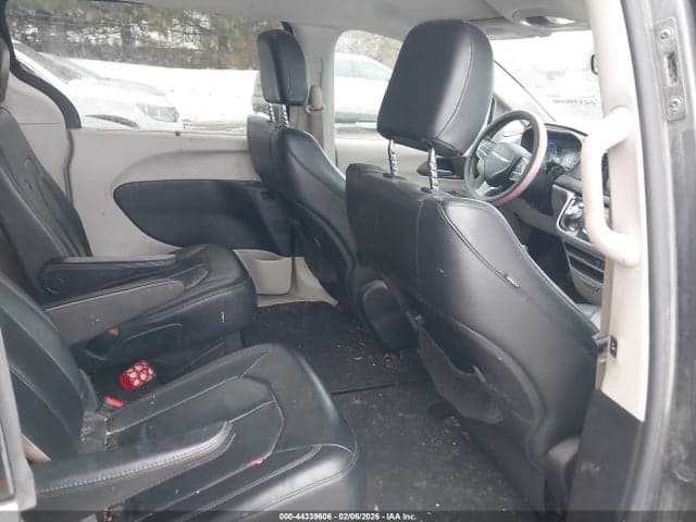 2017 CHRYSLER PACIFICA TOURING-L 8