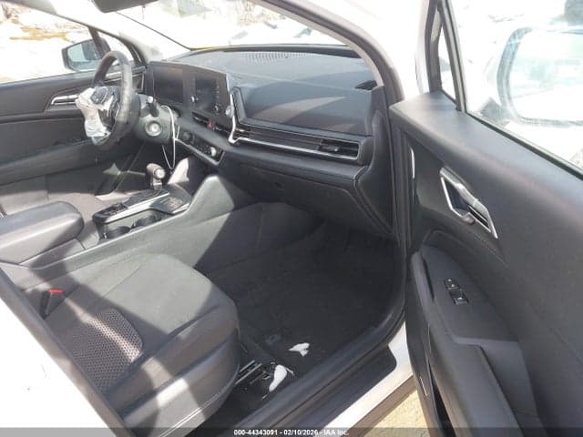 2024 KIA SPORTAGE LX 6