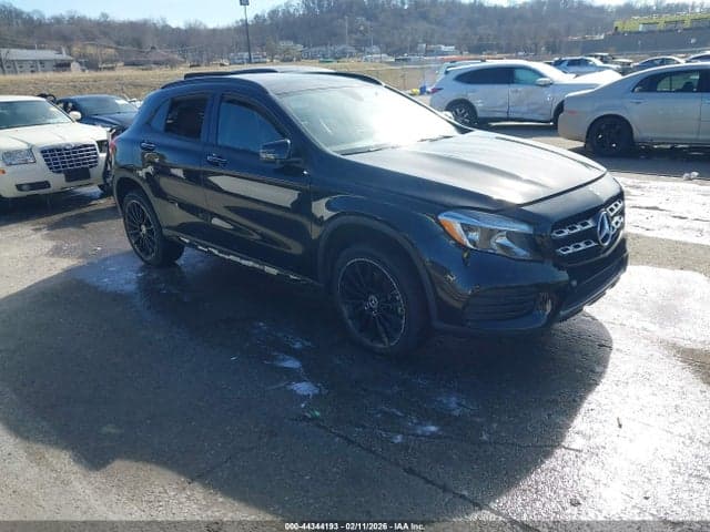2020 MERCEDES-BENZ GLA 250 4MATIC 1