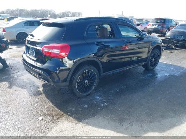 2020 MERCEDES-BENZ GLA 250 4MATIC 4
