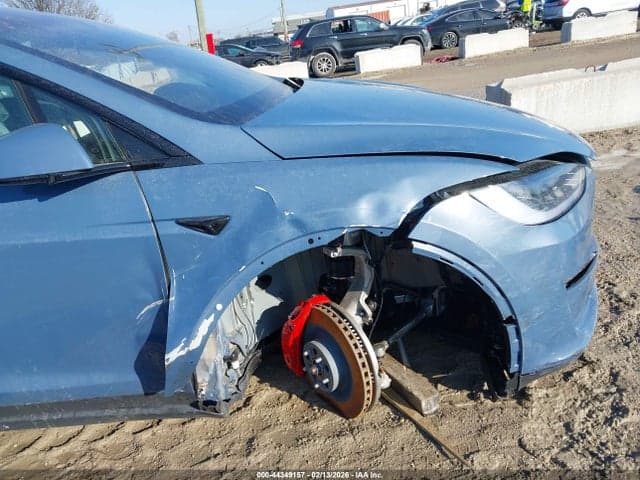 2026 TESLA MODEL X PLAID 6