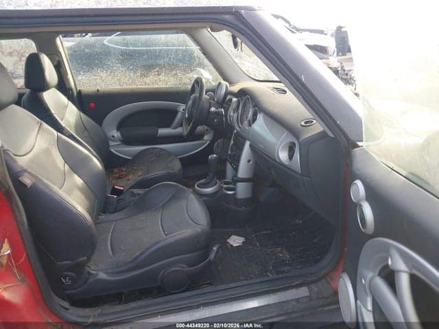 2004 MINI COOPER 5