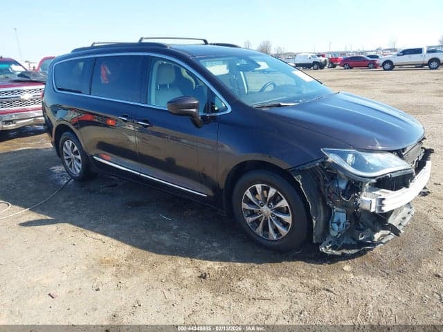 2017 CHRYSLER PACIFICA TOURING-L 1