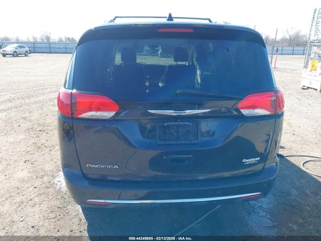 2017 CHRYSLER PACIFICA TOURING-L 17