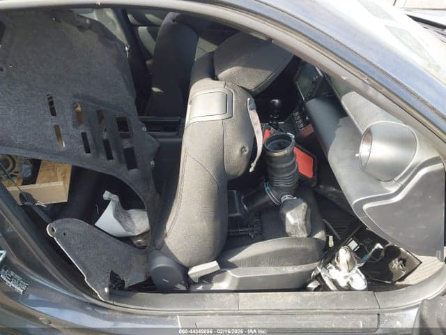 2025 TOYOTA GR86 5