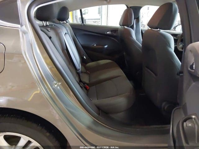 2017 CHEVROLET CRUZE LT AUTO 8