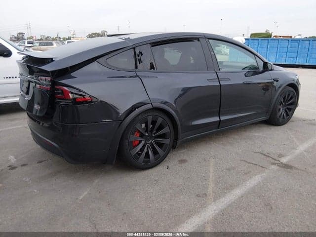 2025 TESLA MODEL X PLAID 4