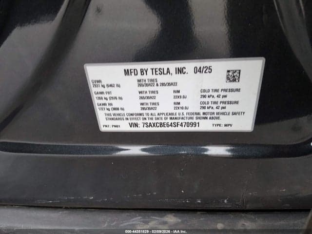 2025 TESLA MODEL X PLAID 9