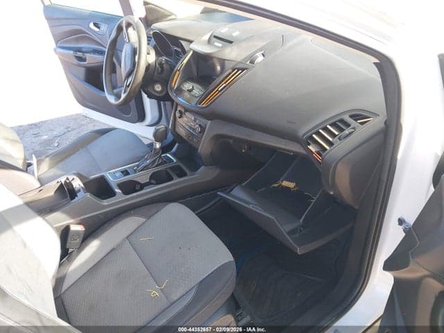 2017 FORD ESCAPE SE 5