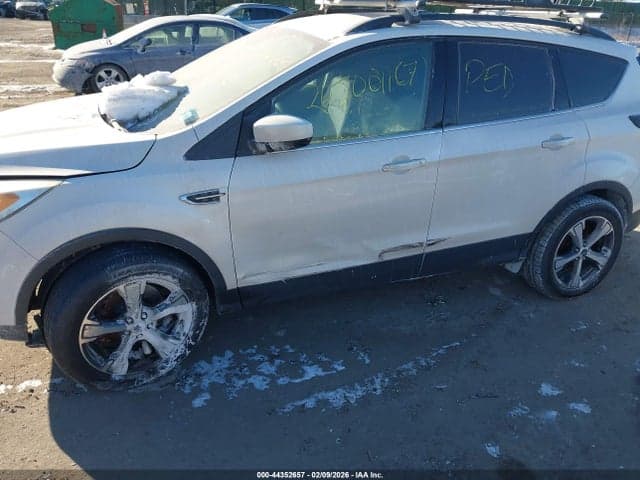 2017 FORD ESCAPE SE 6