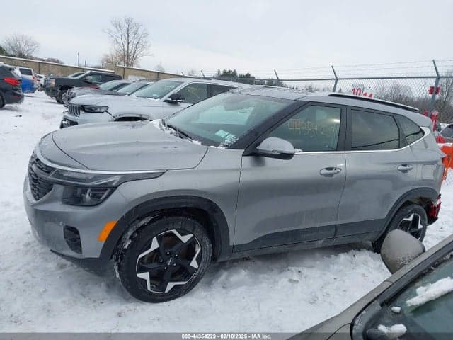 2024 KIA SELTOS EX 15