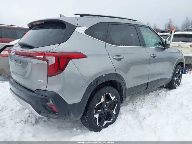 2024 KIA SELTOS EX 4