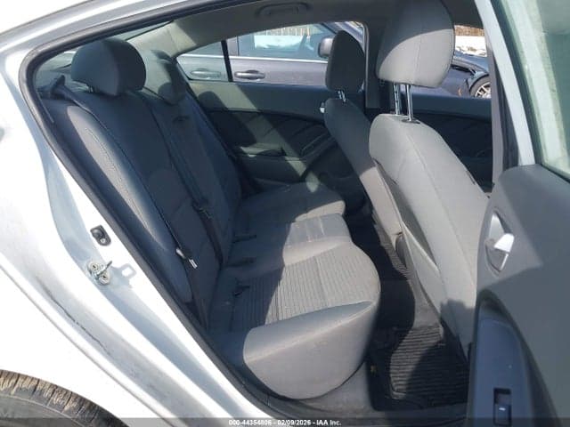 2017 KIA FORTE LX 8