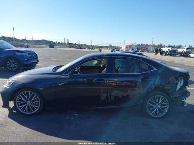 2017 LEXUS IS 200T 15