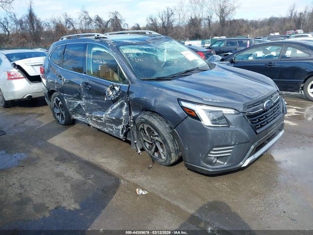 2023 SUBARU FORESTER TOURING 1